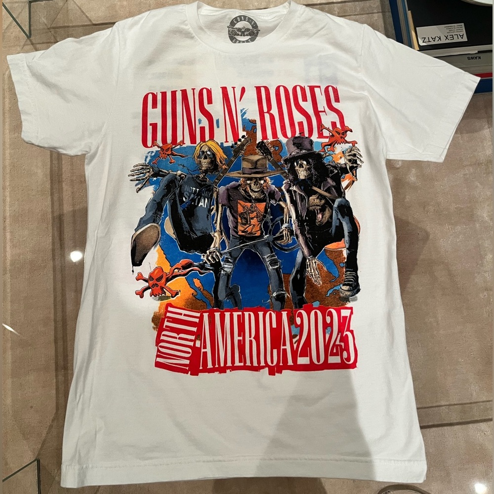 Guns N' Roses White Graphic Tee